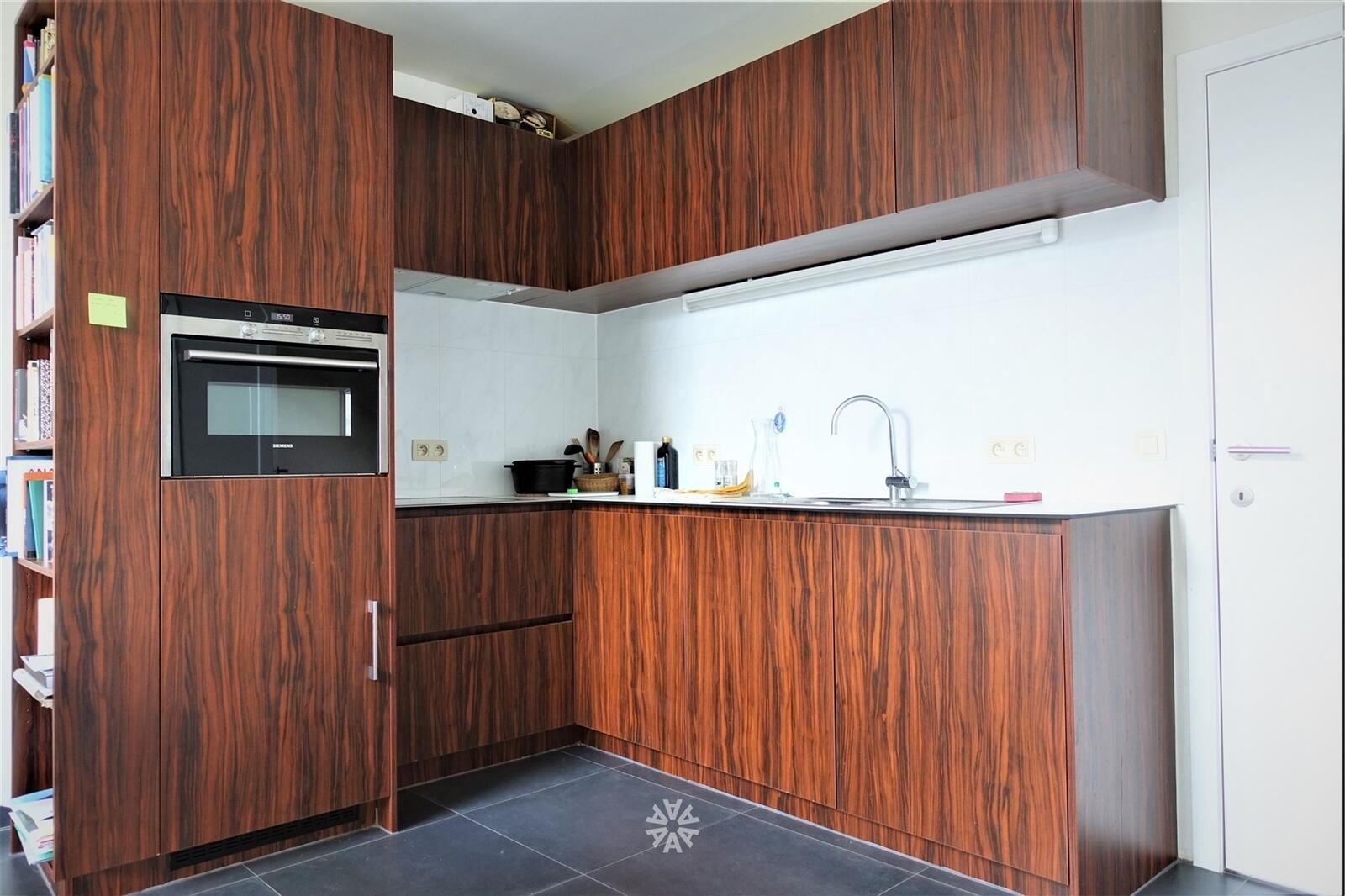 Gemeubeld dakappartement te huur in centrum Gent